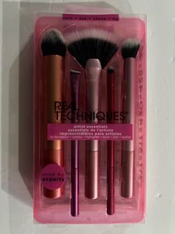 Real Techniques Artist Essentials Brush Set