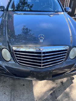 Mercedes-Benz E-Class Sedan