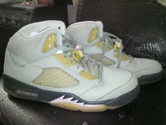 Nike Air Jordan 5 Retro size 10.5