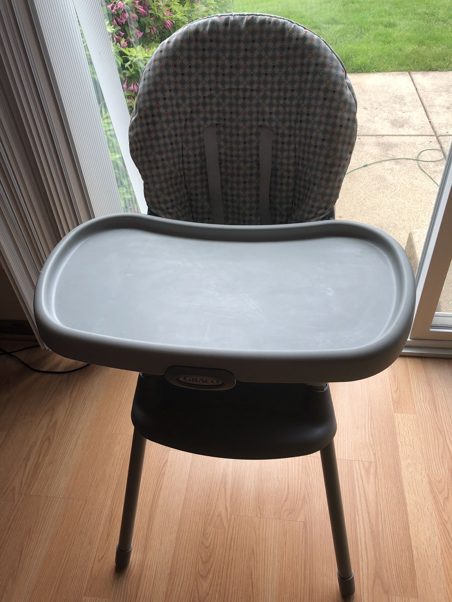 GRACO High Chair (converts to booster)