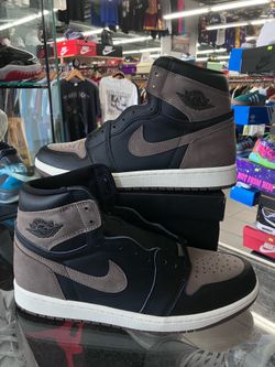 Air Jordan 1 Retro High Palomino