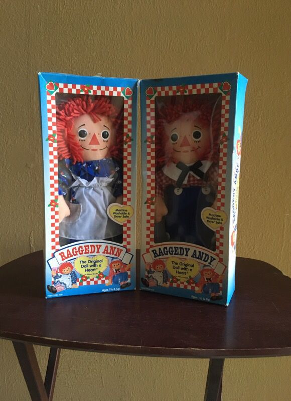 Raggedy Ann and Andy collectible dolls