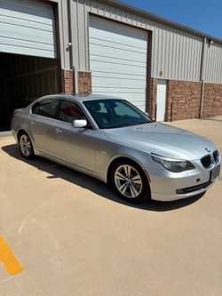 2009 BMW 528i