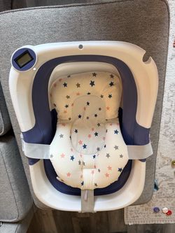 Baby bath tub