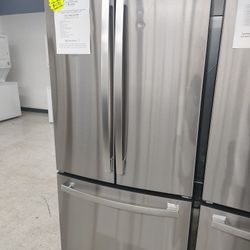 Sale Now Only $1150 (Was $1199) GE 32" French Door Refrigerator W/ 1 Year Warranty 