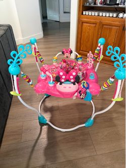 Bright Starts Disney Baby Minnie Mouse PeekABoo Activity Center Jumper
