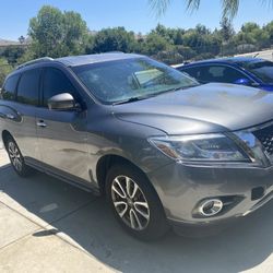 2016 Nissan Pathfinder 