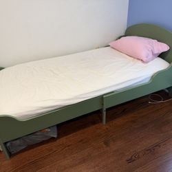 Extendable Kids Bed