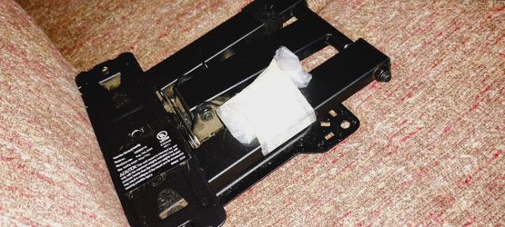 Wall tv mount (Read description)