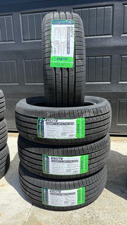 4 BRAND NEW TIRES 215/55r17