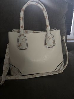 White purse