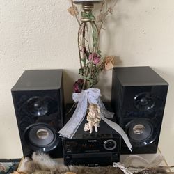 Phillips CD, USB, RADIO player 