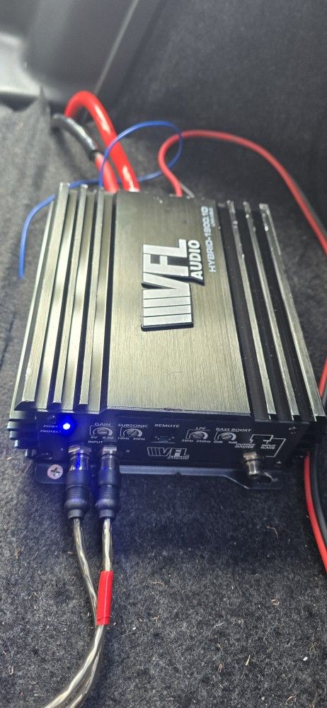 American Bass Hybrid Amplifier Linkable 1900 Watts Class D VFL HYBRID-1900.1D 
