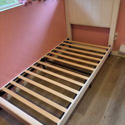 Twin Upholstered Bed 