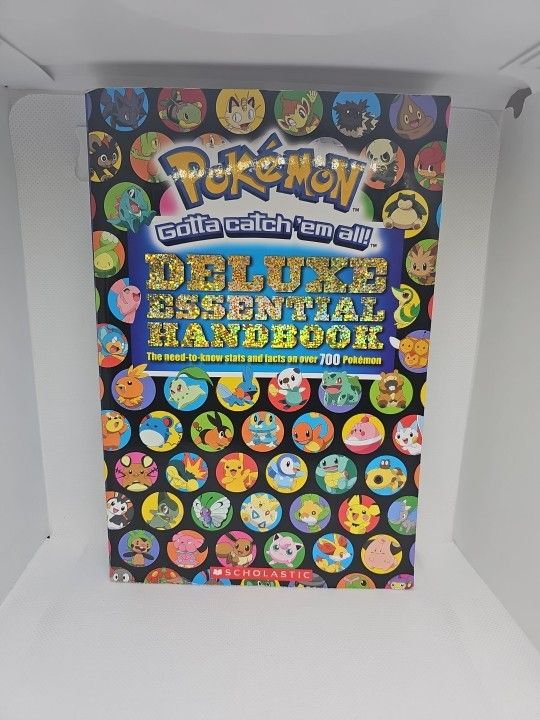 Pokemon Gotta Catch'Em All Deluxe Essential Handbook Schoolastic 2015