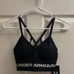 Brand New Under Armour Black Seamless Sports Bra Size XS Juniors