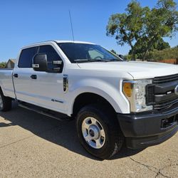 2017 Ford F250 4x4 Diesel