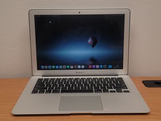 Apple MacBook Air 13" i5 8GB RAM 128GB SSD Mac Os Monterey