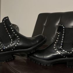 Zara leather studded boots size 5.5(36)