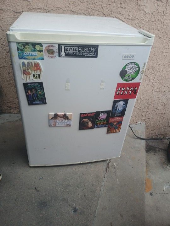 Used Mini Fridge