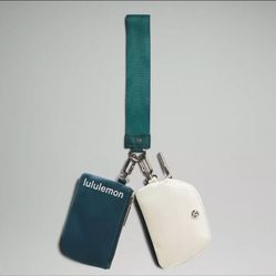 Lululemon Key Pouch Set 