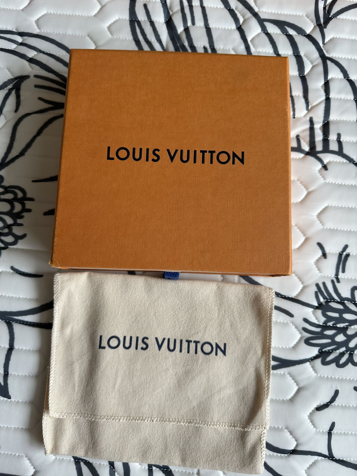 Louis Box And Dust Bag
