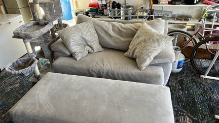 Love seat and otto