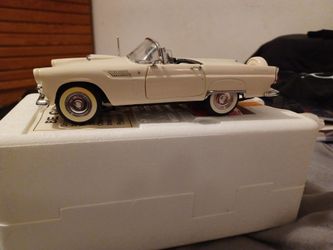 1956 Ford Thunderbird