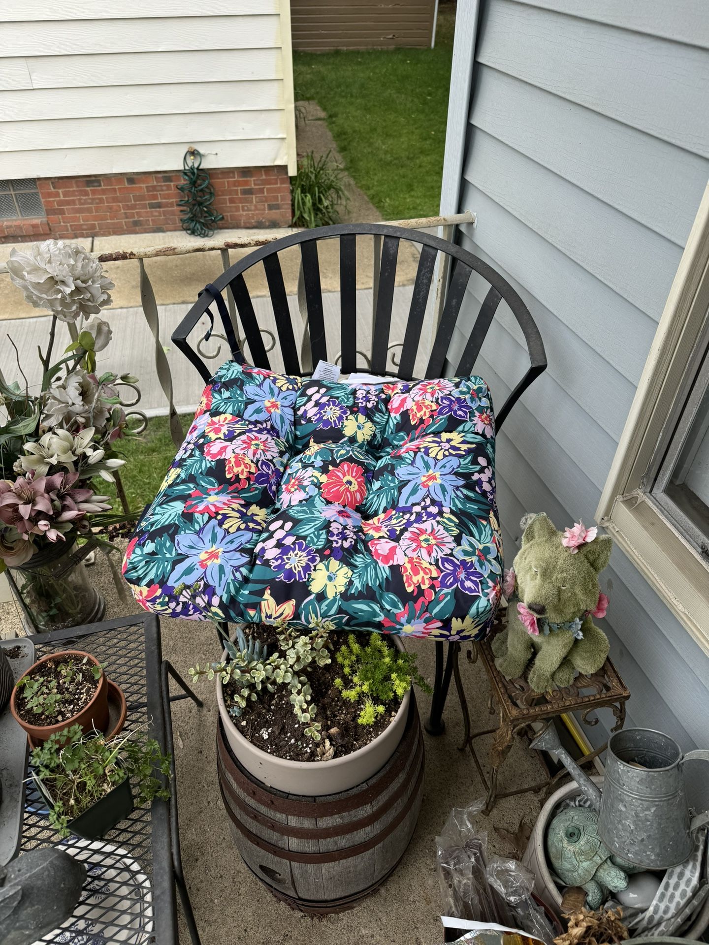 Indoor/Outdoor Tufted Square Seat Pillow