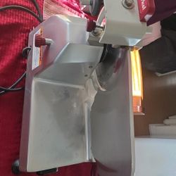 Berkel 823E-Plus Commercial Deli Slicer