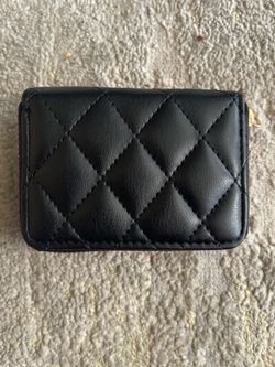 Black Quilted Zip Card Holder Wallet, Compact Faux Leather Card Organizer, Minimalist Everyday Accessory