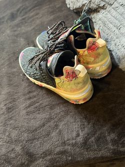 LeBron 18 Size 9 Need Gone Fast Text Me