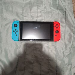 Nintendo Switch V1 with 32 gb SD card