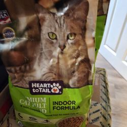 Heart To Tail Cat Food