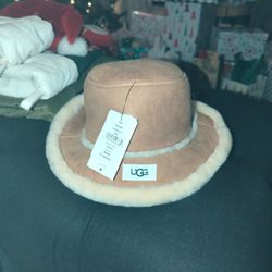 Brand New Ugg Shearling Bucket Hat