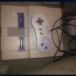 Suoer Nintendo Two Controllers 4 Games