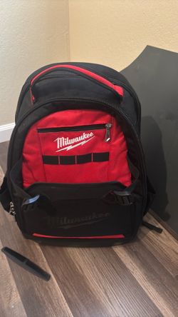 Milwaukee back pack