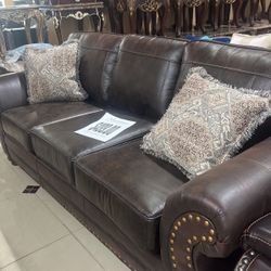 ✨✨Sofa Clearance ✨✨