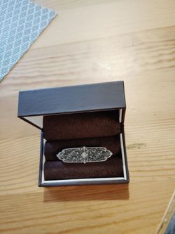 Delicate Vintage Sterling Silver Pin With Small Diamond Chip