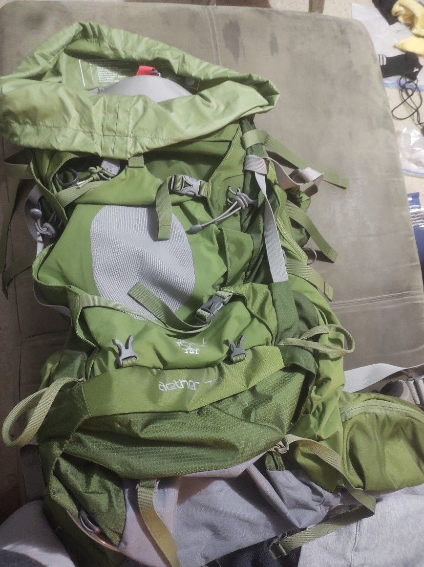 Like New Osprey Aether 70 Backpack