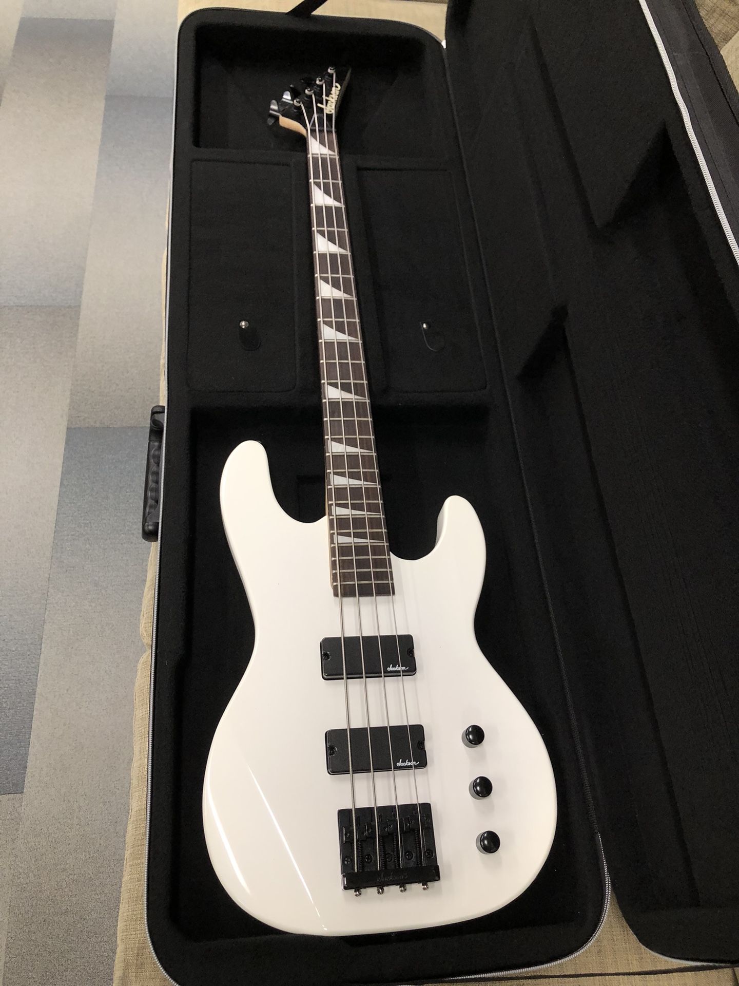 Jackson JS2 Bass Guitar