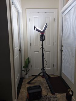 Tripod light