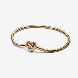 Pandora Sparkling Infinity Heart Clasp Snake Chain Bracelet
14k gold plating