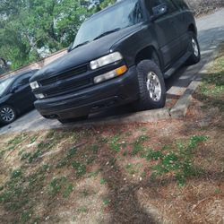 2500 Needs Transmission..... Everything Else Good....Good Motor...Just Don't Have The Time To Deal Wit It....