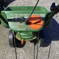 Scott’s Grass Seeder