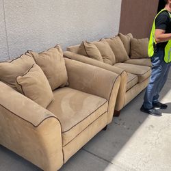 Super Comfy Sofa Set