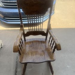 Rocking Chair 