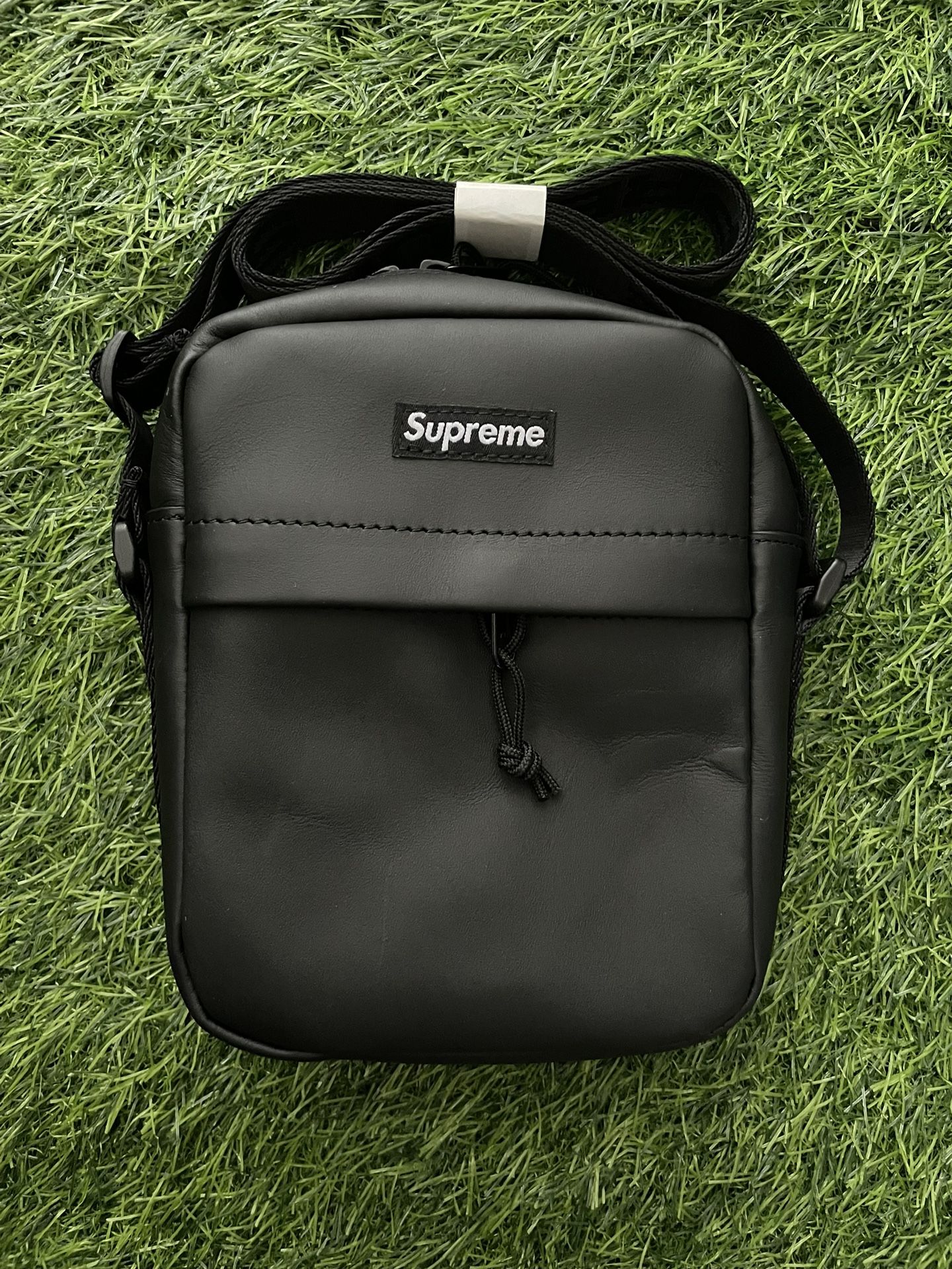 Supreme FW23 Leather Shoulder Bag Black
