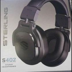 NEW Sterling S402 Studio Headphones