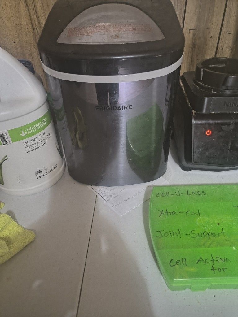 Ice Maker